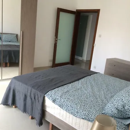 Onyx Court 4 - 4 Bedroom Lägenhet Mellieħa